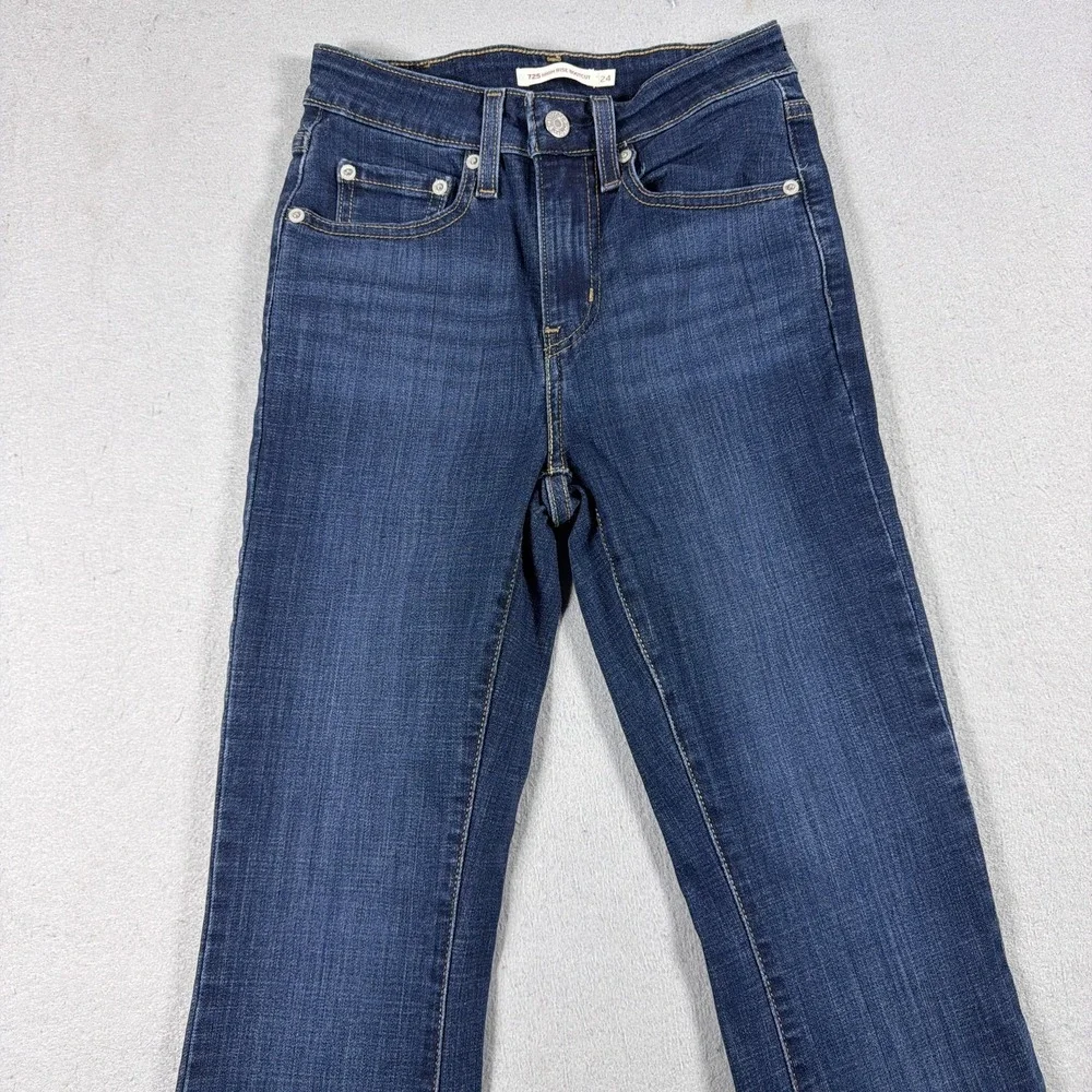 Levis 725 High Rise Bootcut Jeans Womens 24 Medium Wash Blue Stretch Denim Pants